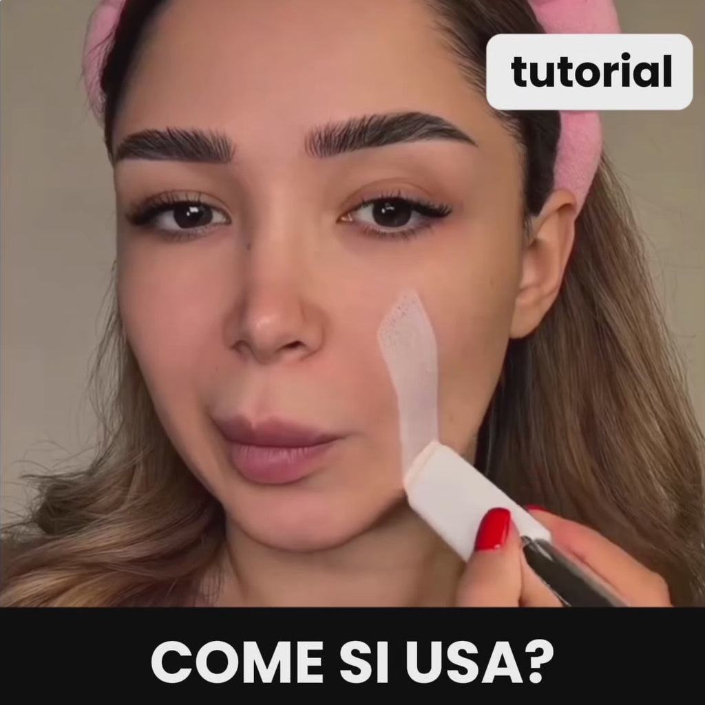 Fondotinta 2-in-1 con pennello integrato